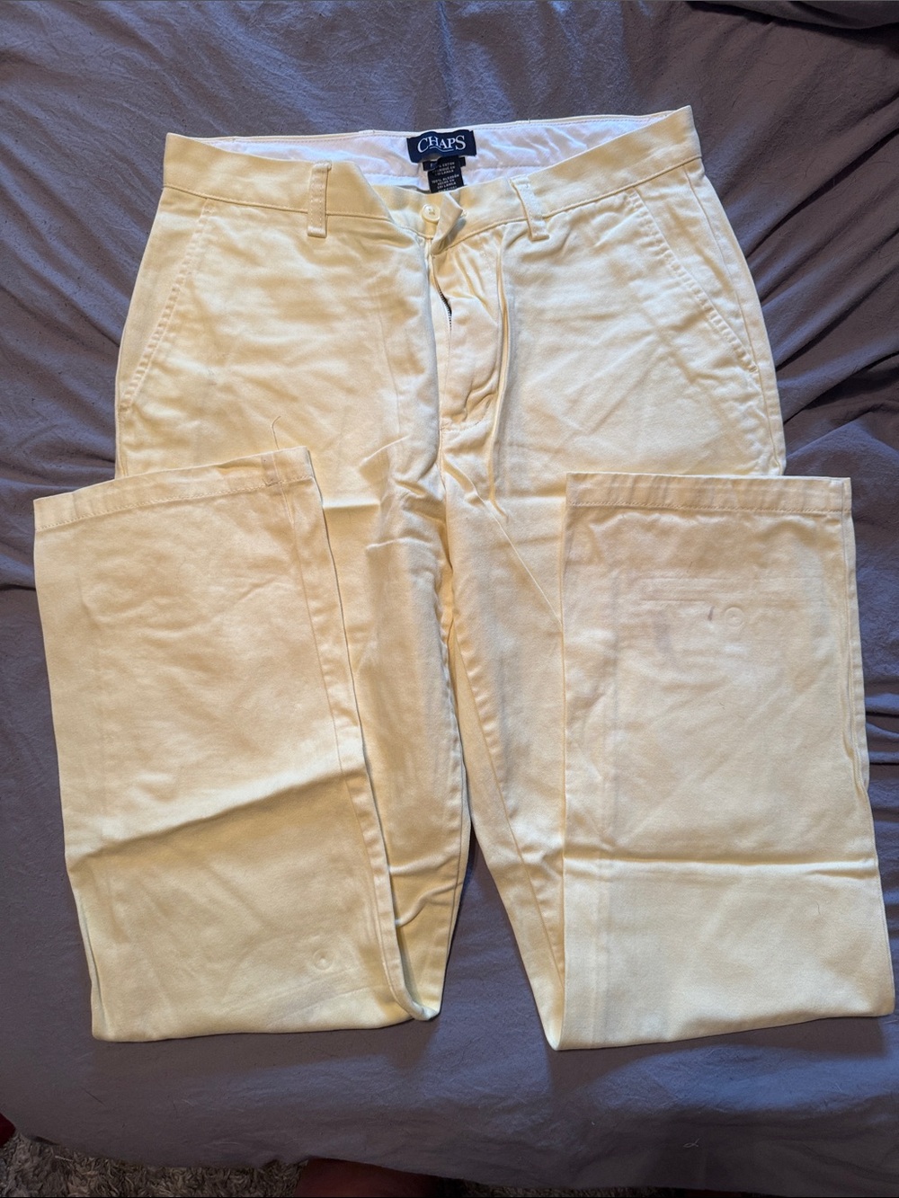 Yellow pants
